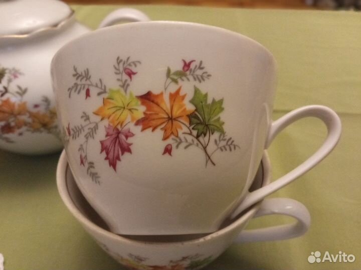 Чайник и чашки с кленами, с кленовым рисунком, ГДР
