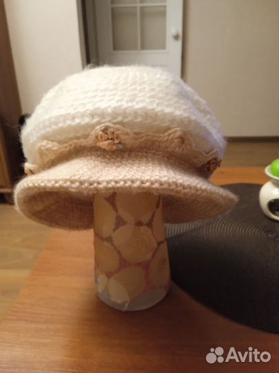 Шляпка вязаная