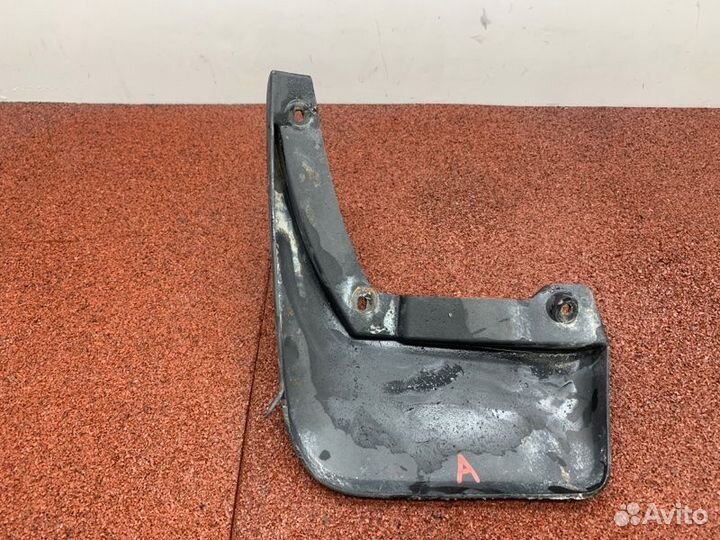 Брызговик задний правый Renault Logan 2 L8 K7M812