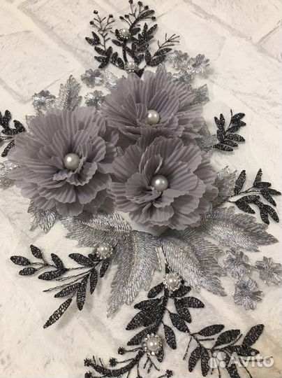 Нашивка на одежду объёмные цветы