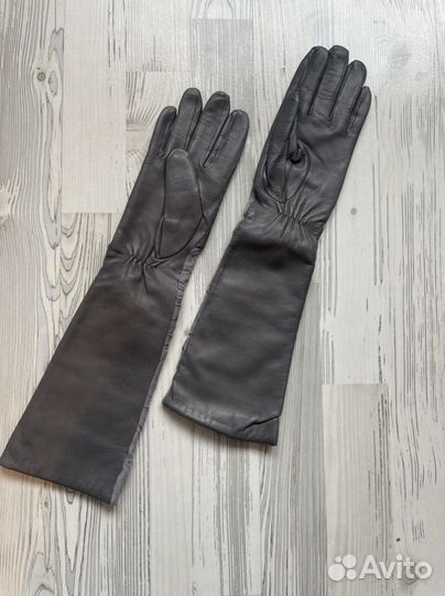 Длинные кожаные перчатки