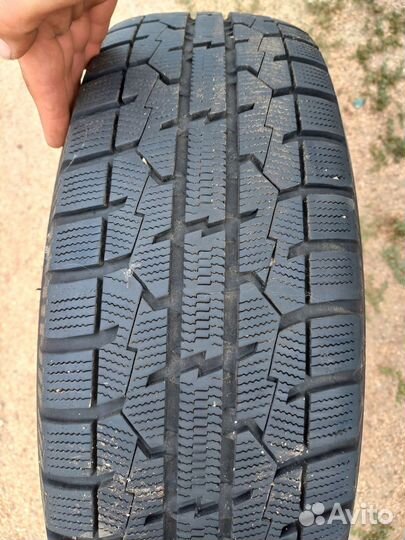 Toyo Observe Garit GIZ 195/65 R15