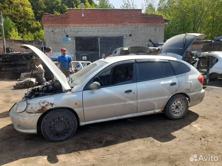 Автомобиль на запчасти Киа Рио 1 разбор