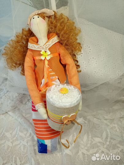 Кукла-держатель для ватных дисков