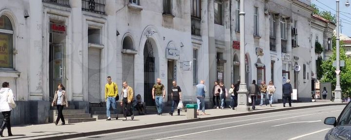 Супертрафик. Магазин/Общепит р-н пл. Лазарева 50м²