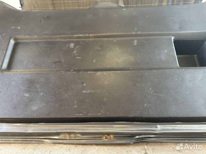 Крышка багажника Suzuki Grand Vitara