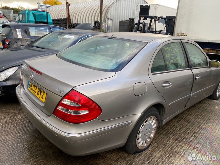 Разбор Mercedes W211 Седан