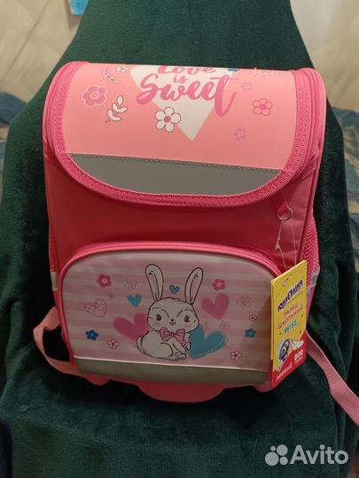 Ранец школьный для девочки новый