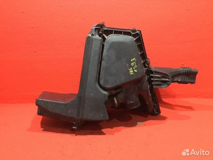 Корпус воздушного фильтра Volvo S80 2 B4204S4 2.0