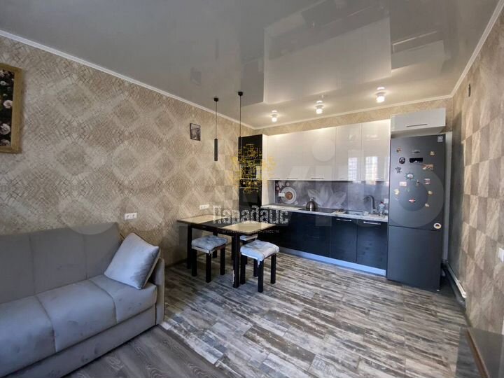 2-к. квартира, 45 м², 4/16 эт.