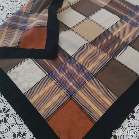 Винтажный красивый платок клетка