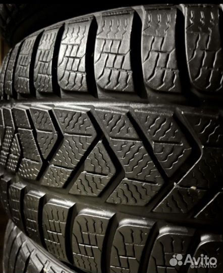 Pirelli Winter Sottozero 3 245/45 R19 и 275/40 R19