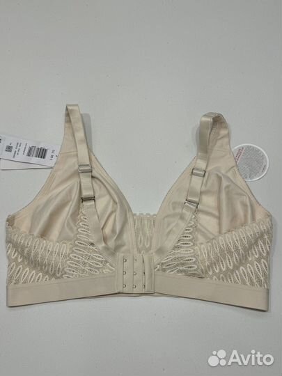 Бюстгальтер Triumph Aura 90E Новый