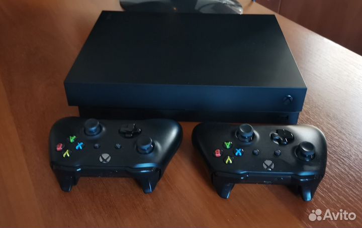 Xbox One X 1Tb