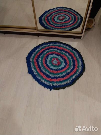 Коврик ручной работы. Новый