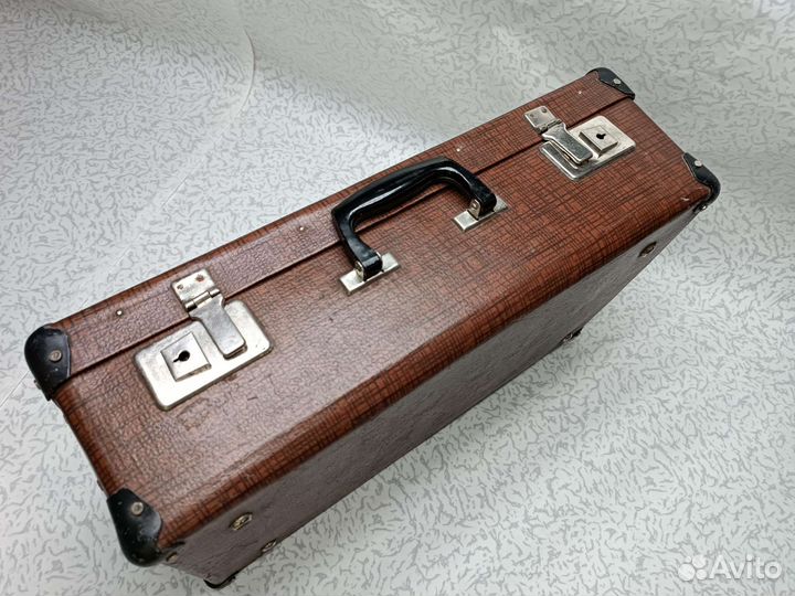 Чемодан СССР ретро фибровый старый коричневый