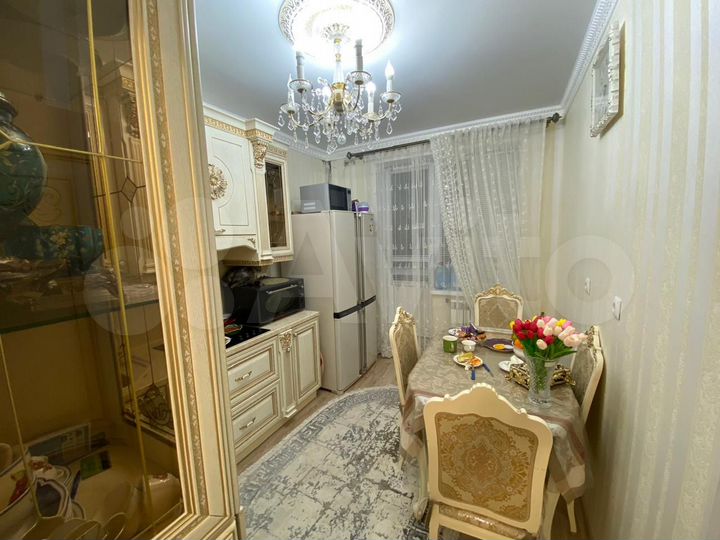 2-к. квартира, 74 м², 5/8 эт.