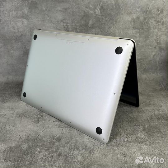 MacBook Air 13 2020 i5/8gb/512gb Silver