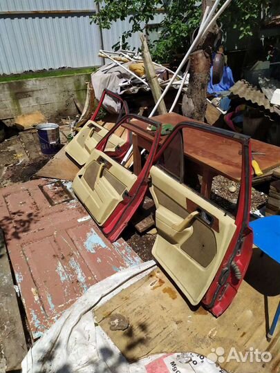 Двери от Мерседеса 190