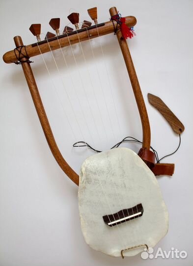 Древнегреческий музыкальный инструмент Лира