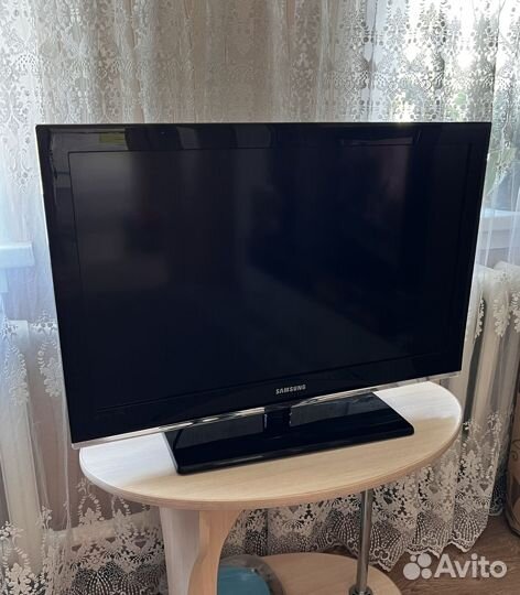 Телевизор Samsung LE32C530