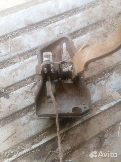 Пкдали Opel Omega a