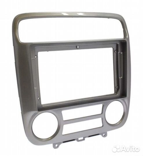 Рамка магнитолы Honda Stream