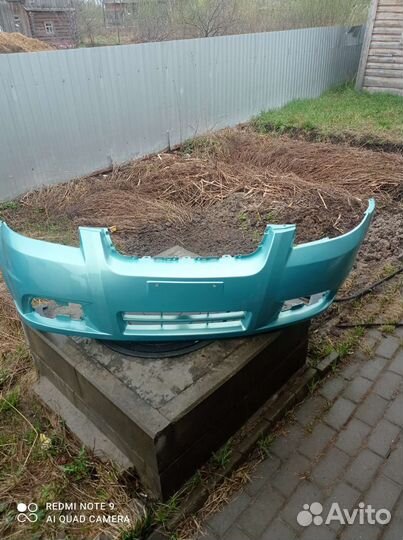 Передний бампер