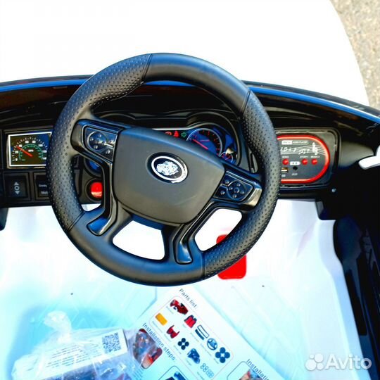 Детский электромобиль