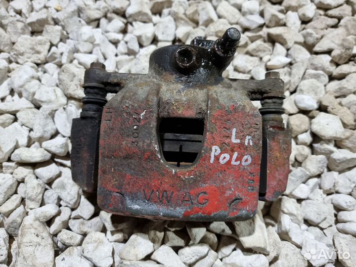 Суппорт передний Поло 5