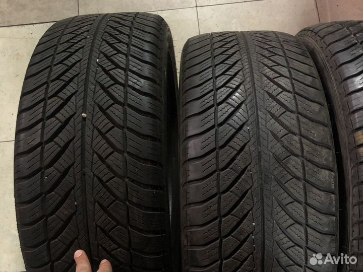 Goodyear UltraGrip 8 Performance 245/45 R18