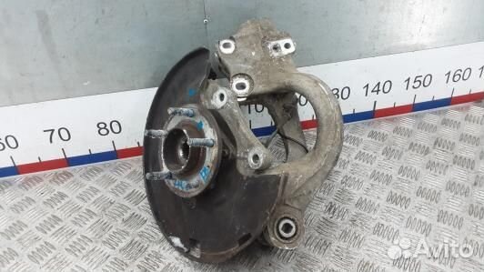 Ступица передняя правая opel astra GTC (7MA13N901)