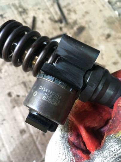 Насос Форсунки 03G130073B VW Touran 2.0tdi