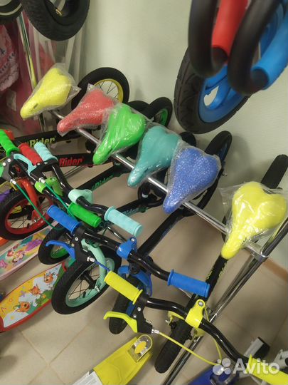 Новый Детский беговел С тормозом