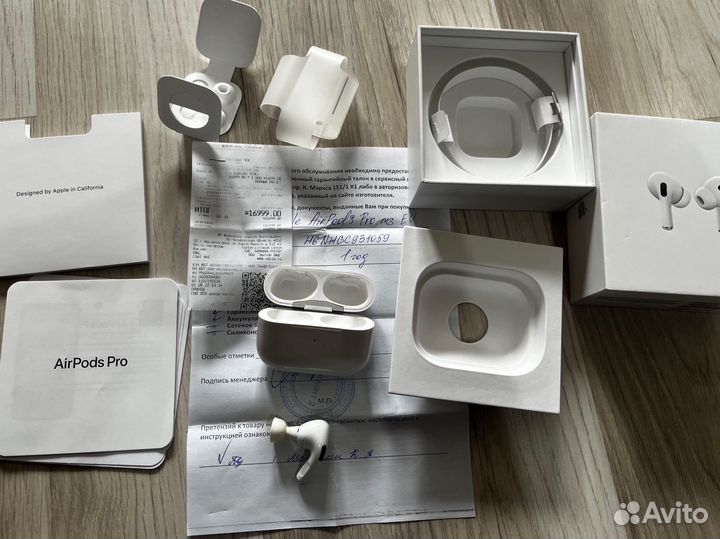 Airpods Pro оригинал левый наушник