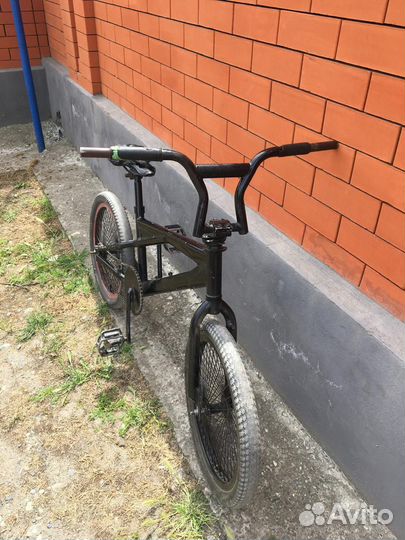 Трюковой велосипед бмх