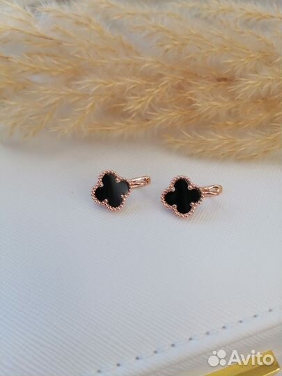 Серьги медицинский сплав