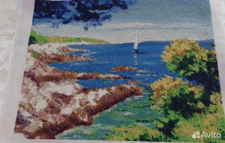 Картина вышитая