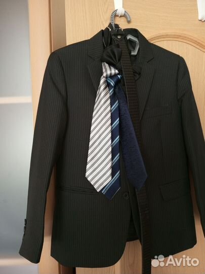 Костюм тройка на мальчика 116