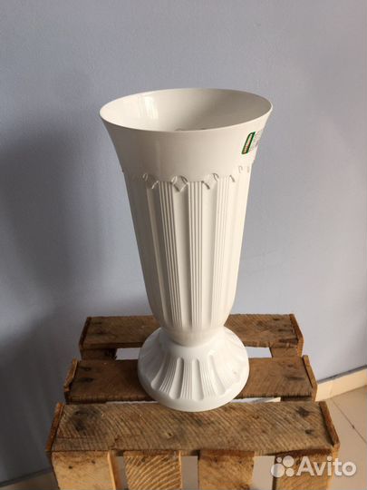 Вазы для цветов пластик