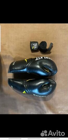 Боксерские перчатки 14 oz everlast