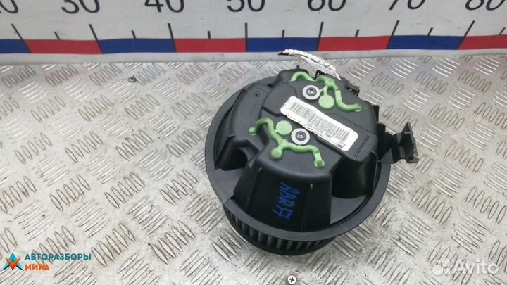 Моторчик печки Dacia Sandero 2009