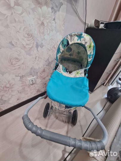Коляска кукольная