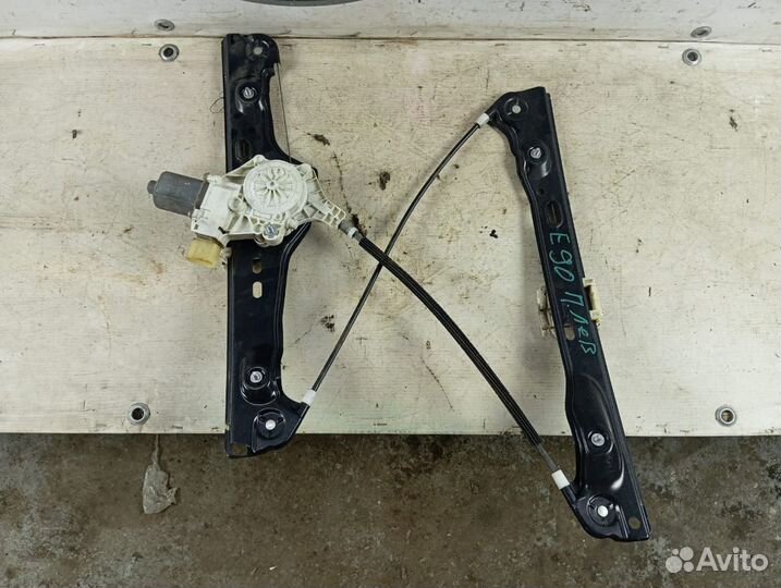 Стеклоподъёмник передний двери BMW 3 E90