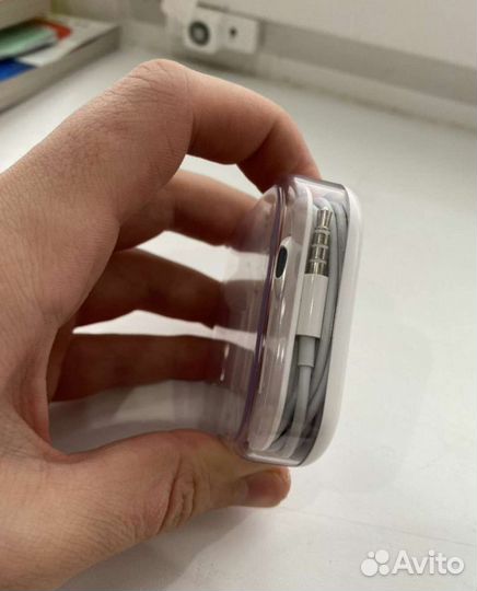 Наушники earpods