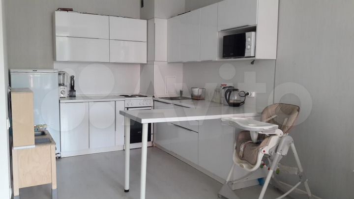 2-к. квартира, 56 м², 1/24 эт.