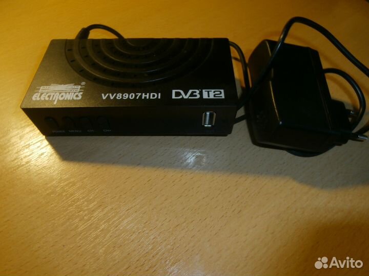 Без пульта DVB T2 приёмник 20 каналов