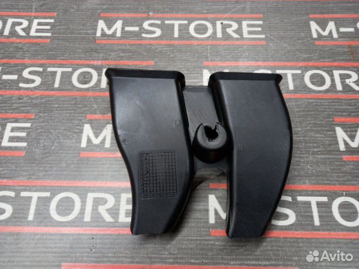 Воздуховод печки задний правый Bmw 5-Series E60