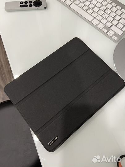 Продам чехол на iPad pro 11 2022
