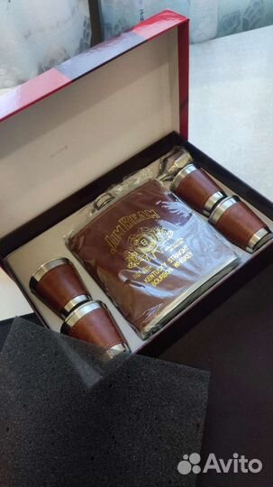 Подарочный набор фляга